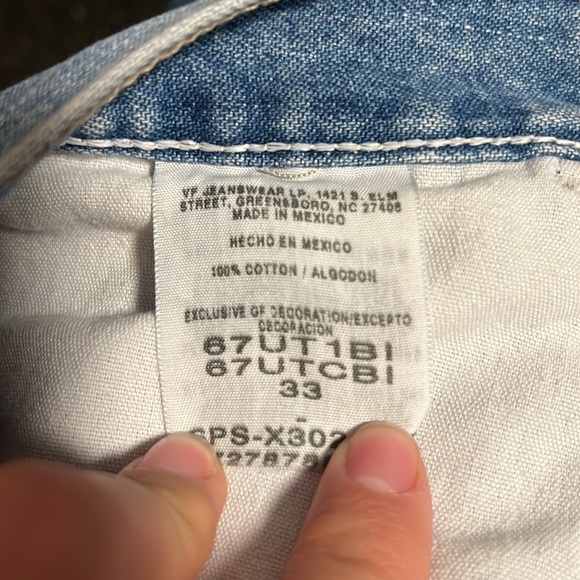 Vintage Wrangler cutoff denim shorts - Picture 4 of 4